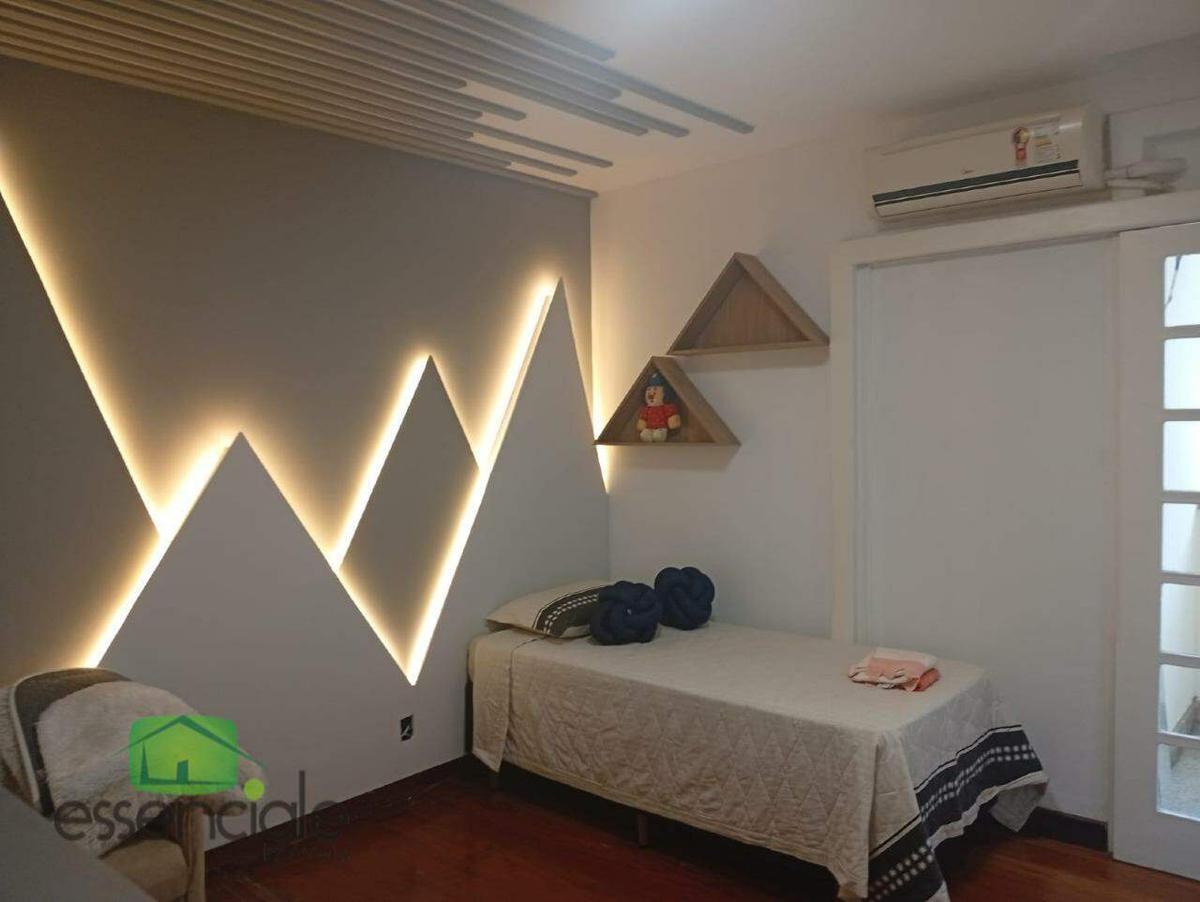 Casa, Monte Castelo, 4 Quartos, 2 Vagas, 3 Suítes