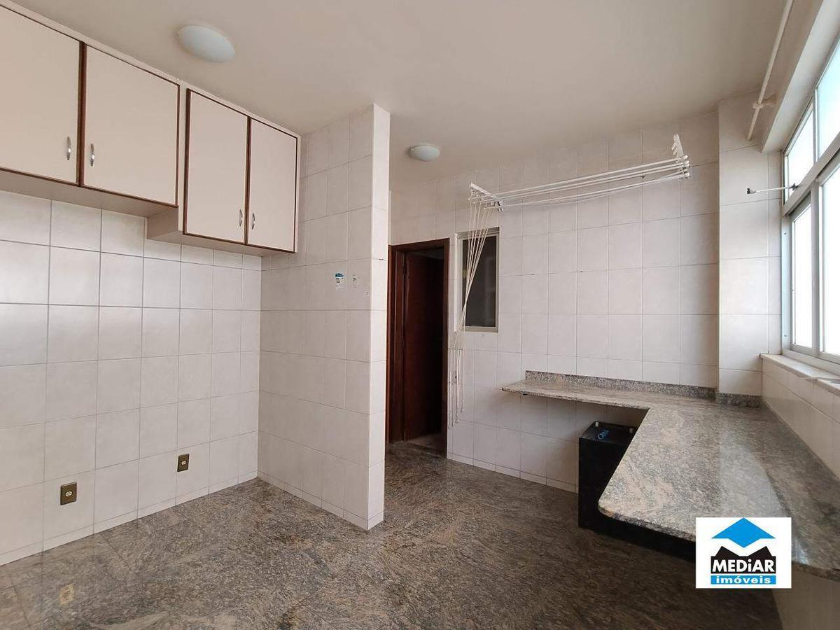 Cobertura, Sagrada Família, 4 Quartos, 1 Vaga, 1 Suíte