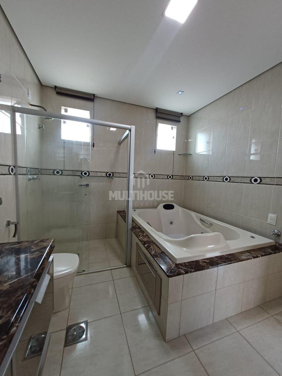 Casa, Paquetá, 4 Quartos, 4 Vagas, 2 Suítes