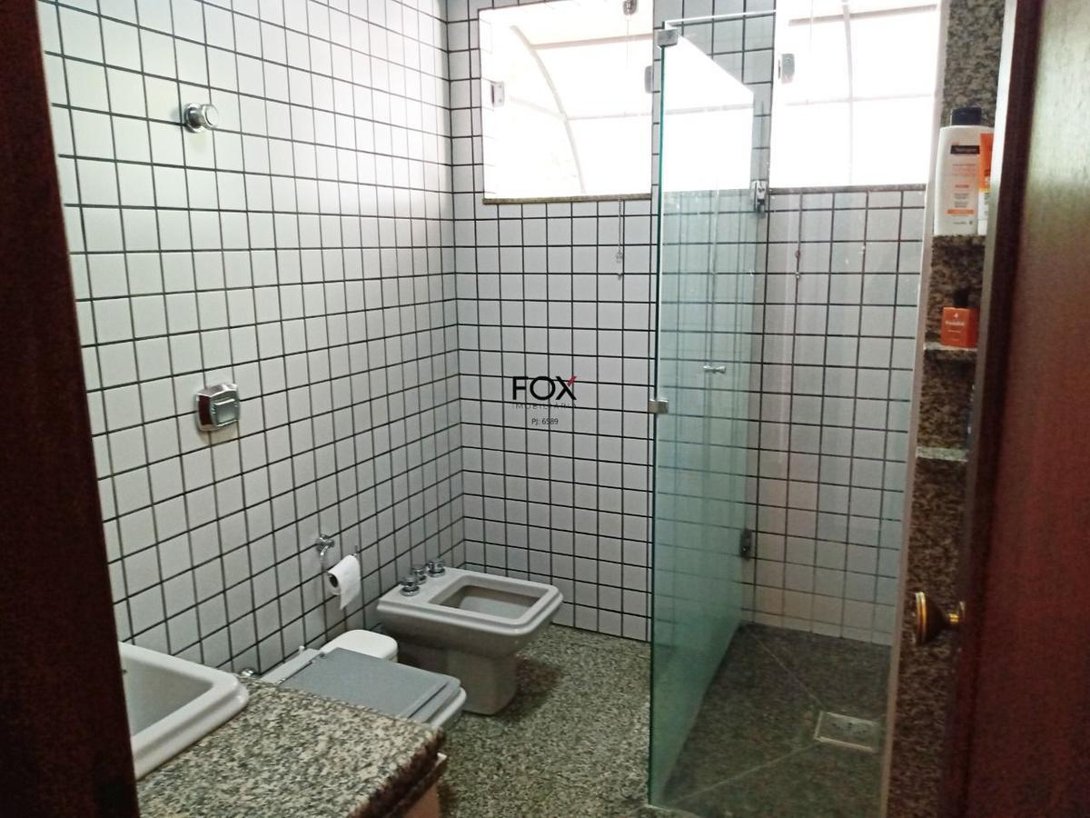 Casa, Santa Lúcia, 6 Quartos, 5 Vagas, 2 Suítes