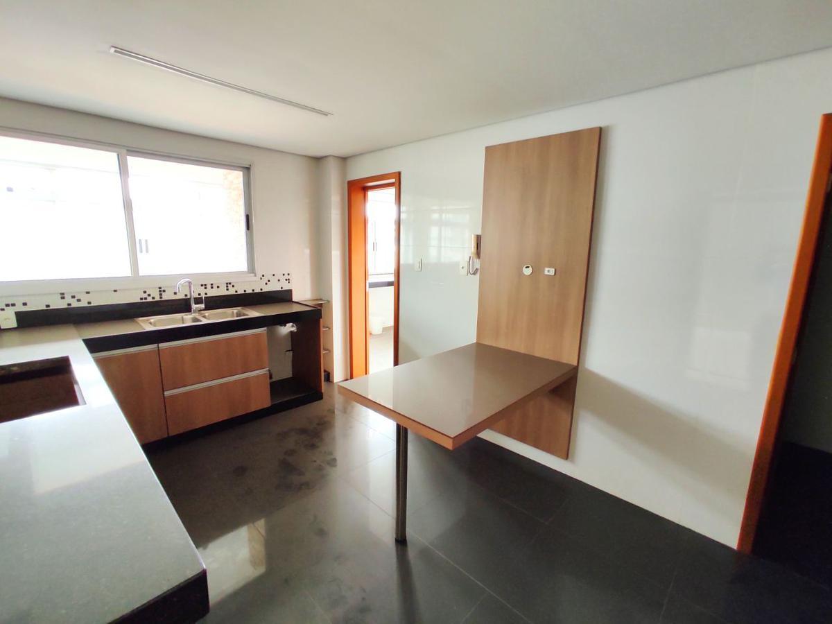 Apartamento, São José, 4 Quartos, 4 Vagas, 4 Suítes