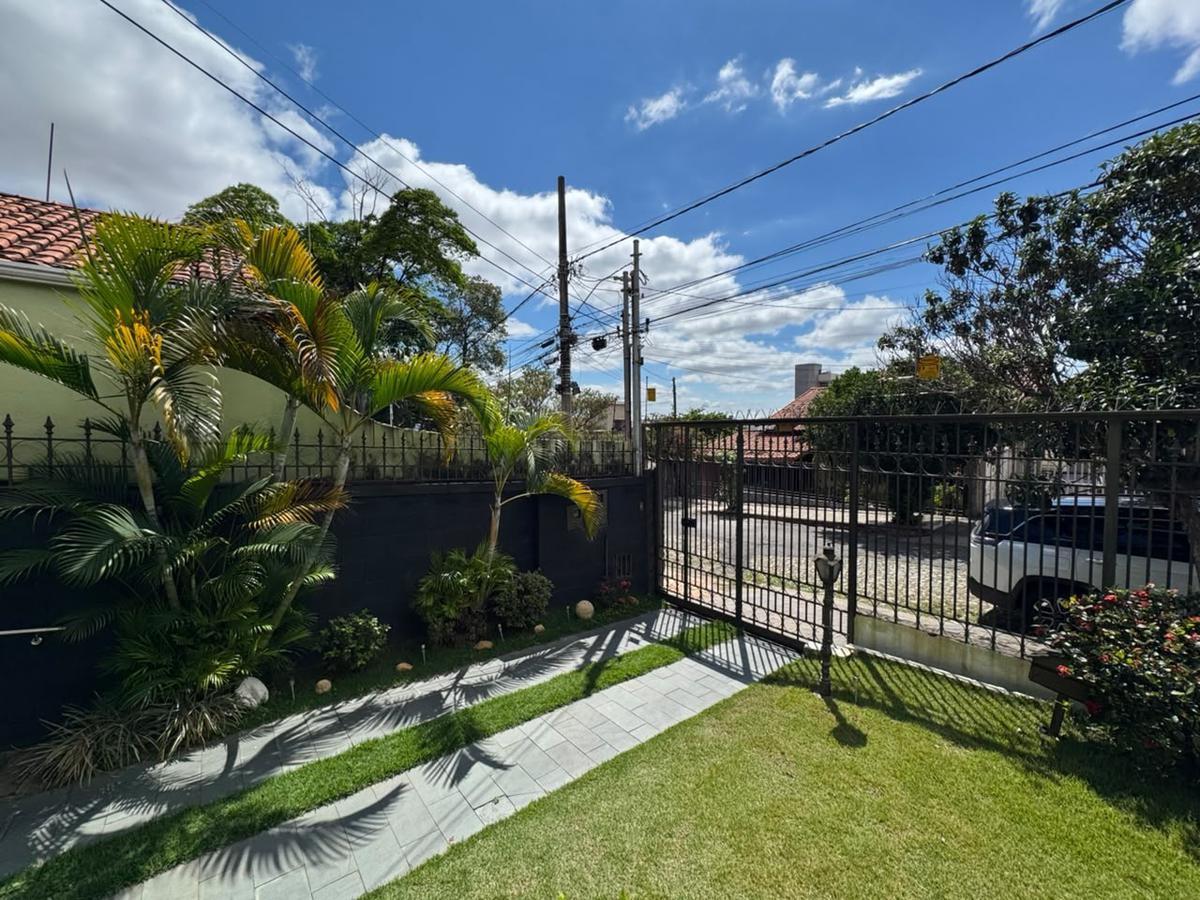 Casa, Santa Rosa, 3 Quartos, 3 Vagas, 1 Suíte