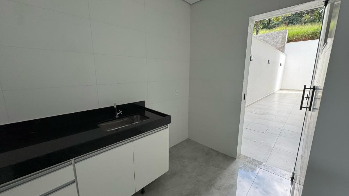 Casa, Vale das Orquídeas, 3 Quartos, 2 Vagas, 1 Suíte