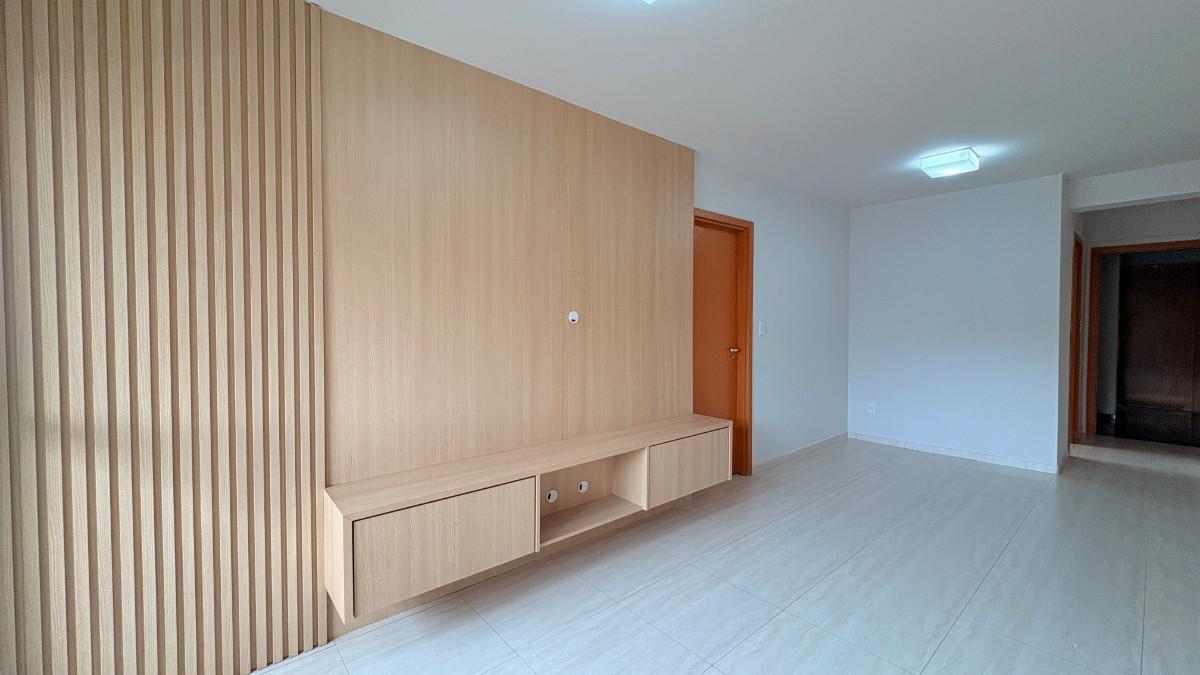 Apartamento, Sagrada Família, 3 Quartos, 2 Vagas, 1 Suíte