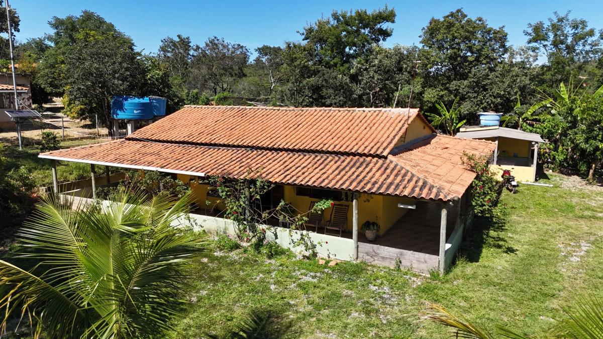 Fazenda, Centro, 4 Quartos, 10 Vagas, 2 Suítes