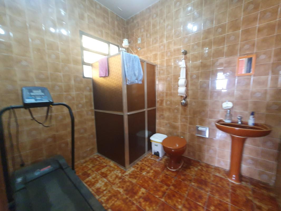 Casa, Jardim América, 4 Quartos, 4 Vagas, 1 Suíte