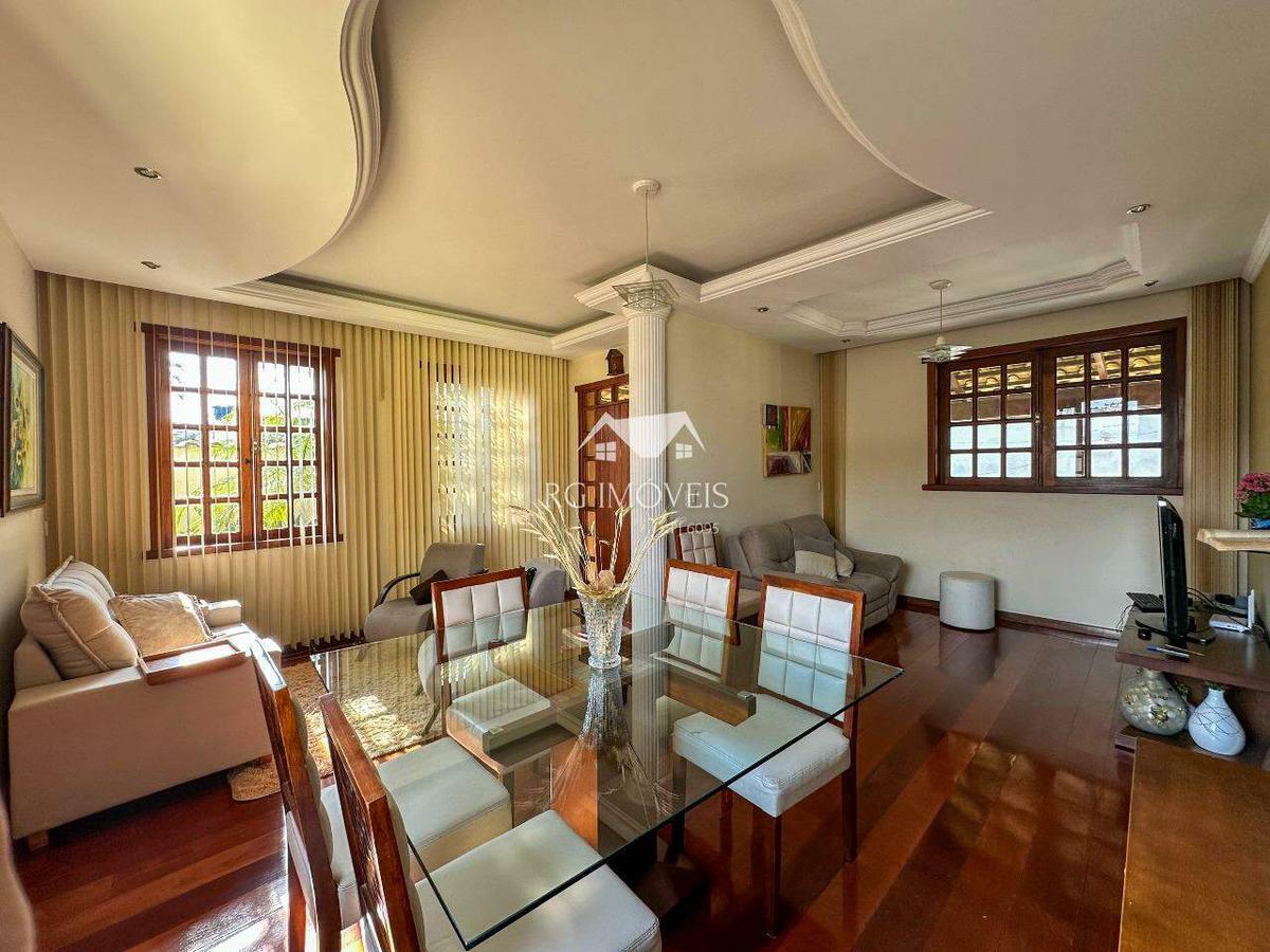 Casa, Tirol, 4 Quartos, 0 Vaga, 1 Suíte