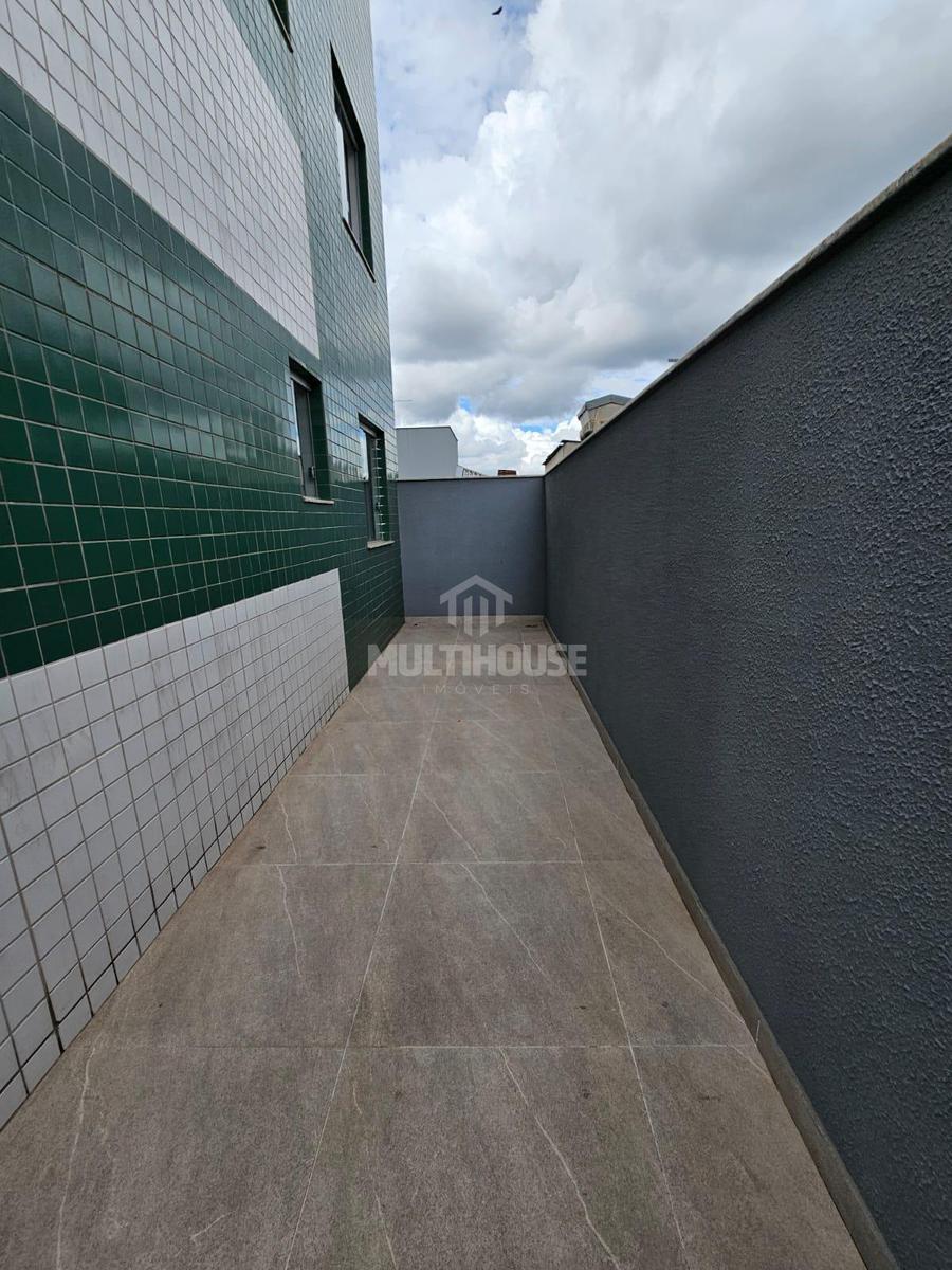 Apartamento, Candelária, 2 Quartos, 2 Vagas