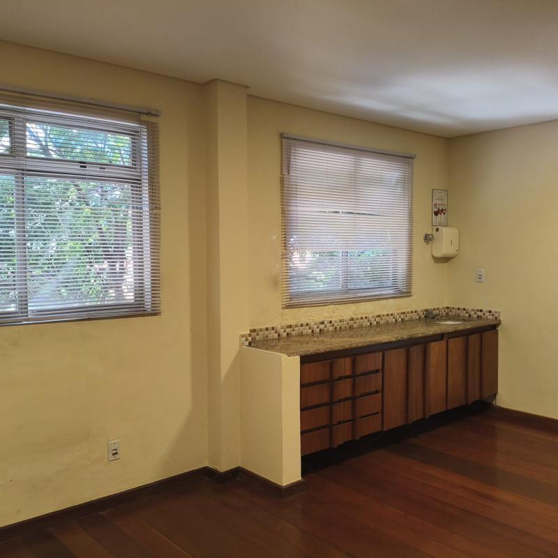 Sala, Nova Suíssa, 0 Quarto, 0 Vaga