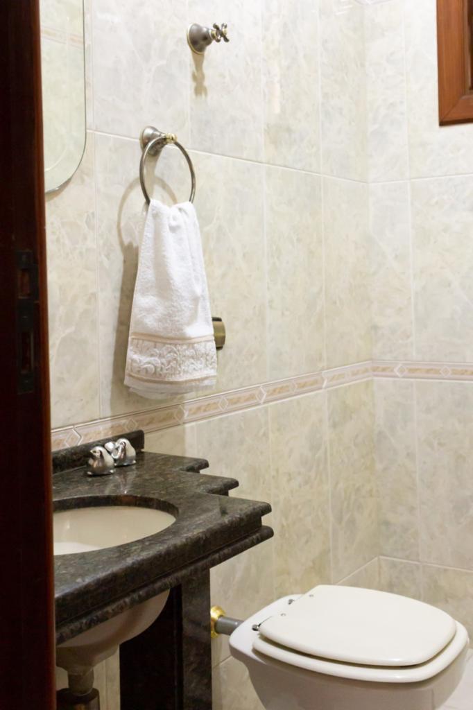 Casa, Sagrada Família, 4 Quartos, 6 Vagas, 1 Suíte