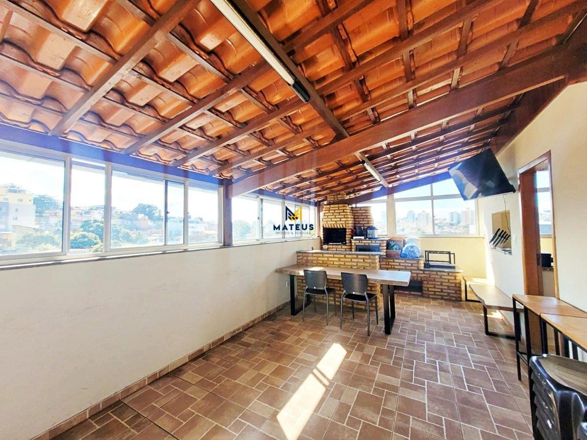 Cobertura, Santa Cruz, 4 Quartos, 2 Vagas, 1 Suíte