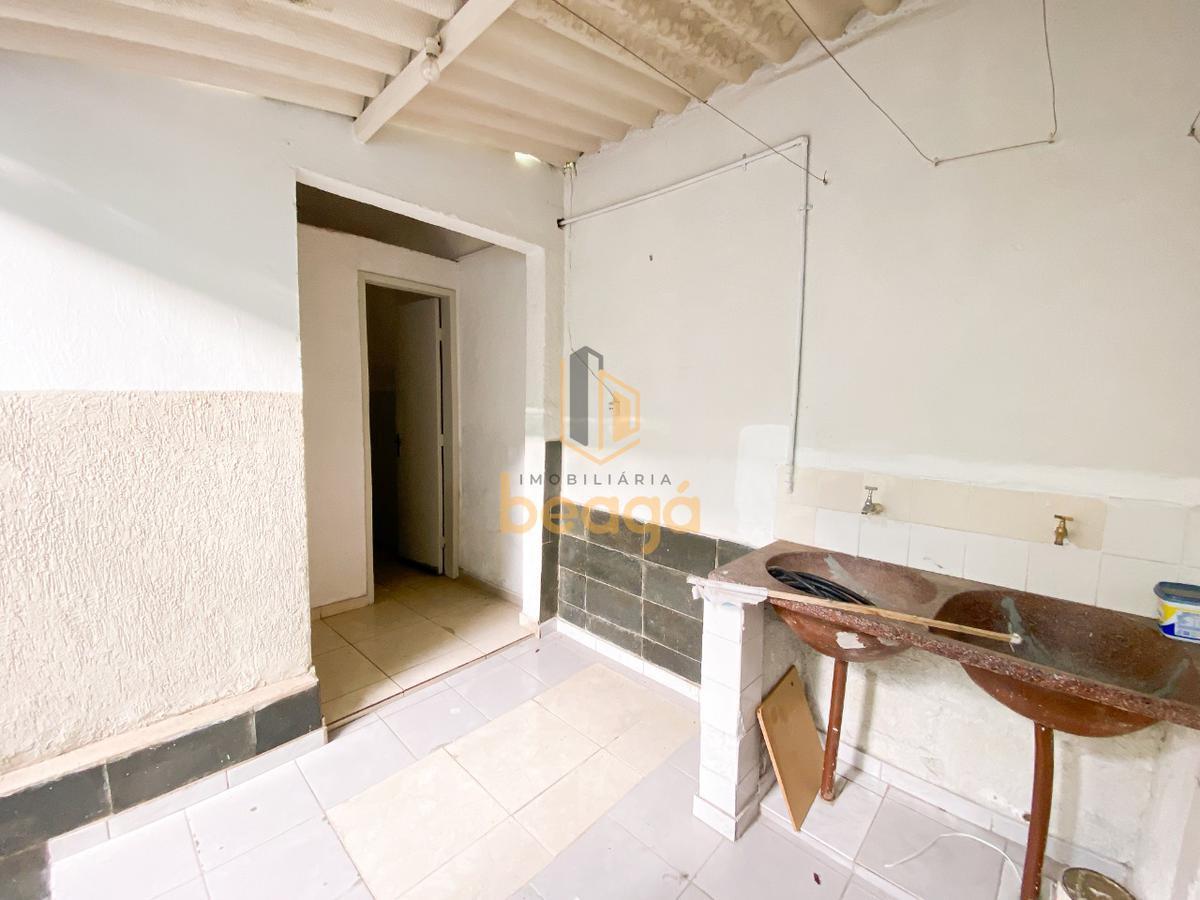 Casa, São Gotardo, 1 Quarto, 0 Vaga