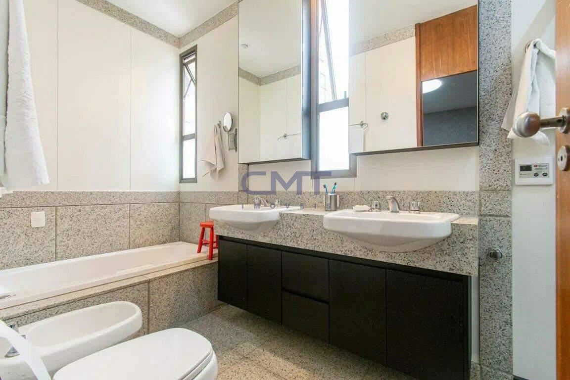 Apartamento, Serra, 4 Quartos, 3 Vagas, 2 Suítes