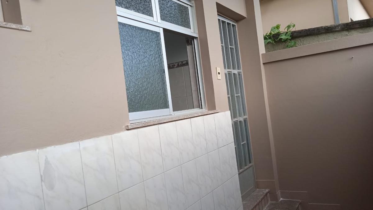 Casa, Bela Vista, 2 Quartos, 0 Vaga