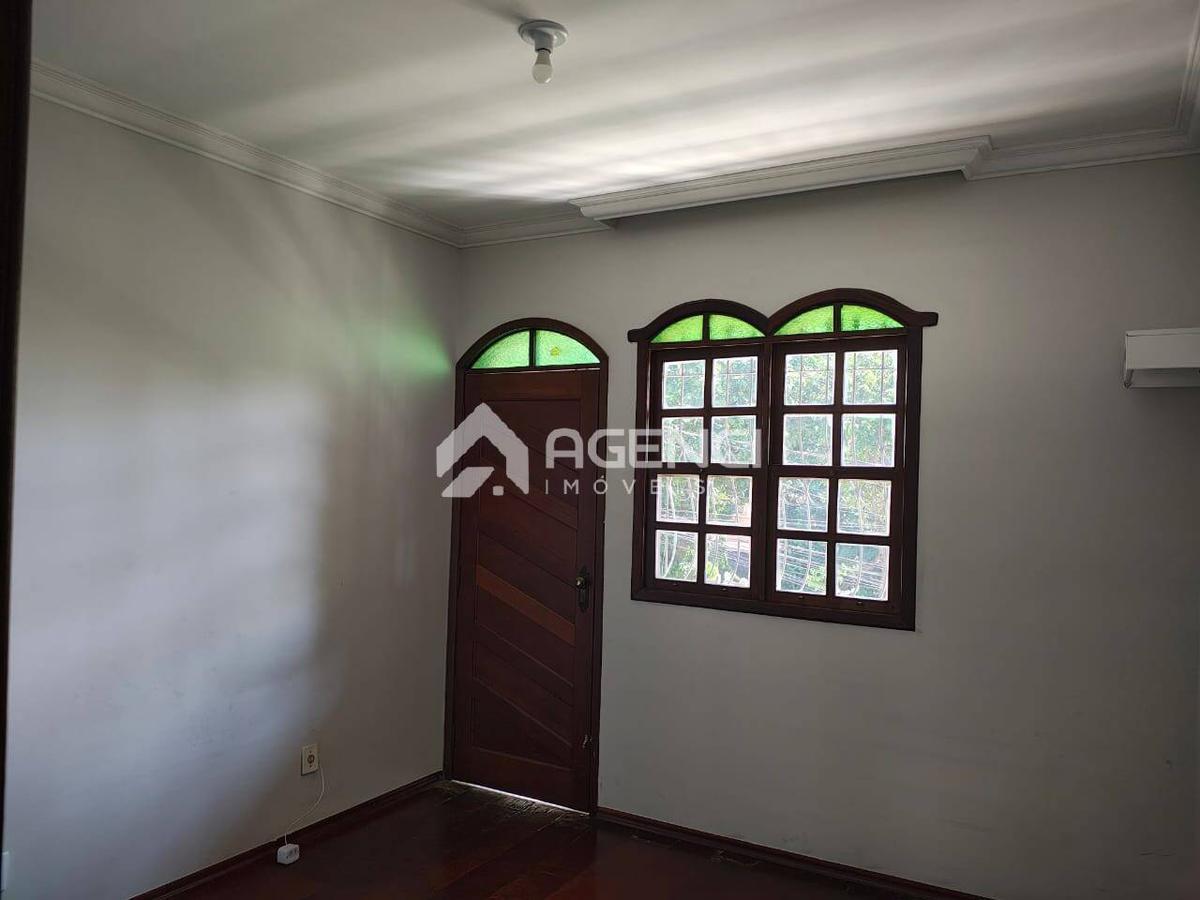 Casa, Serrano, 4 Quartos, 0 Vaga, 1 Suíte