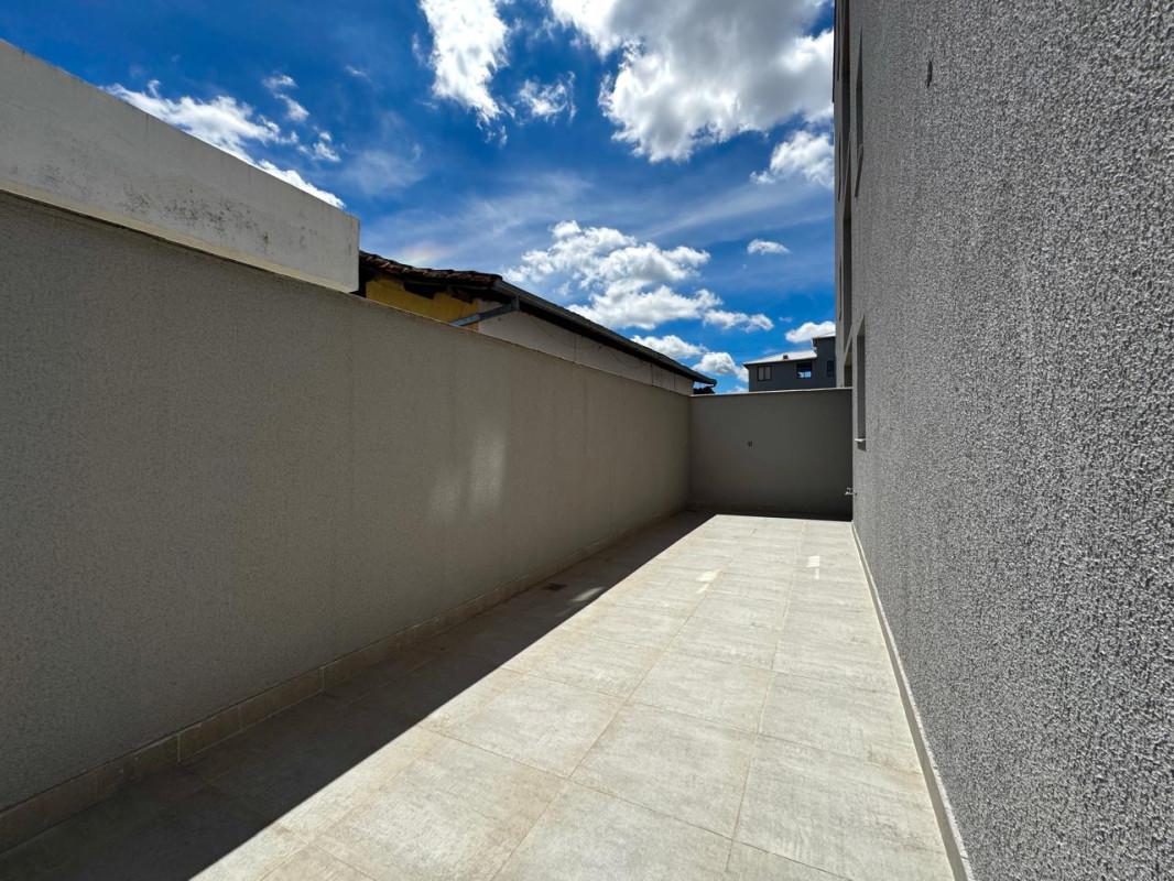 Apartamento, Ipiranga, 2 Quartos, 2 Vagas, 1 Suíte