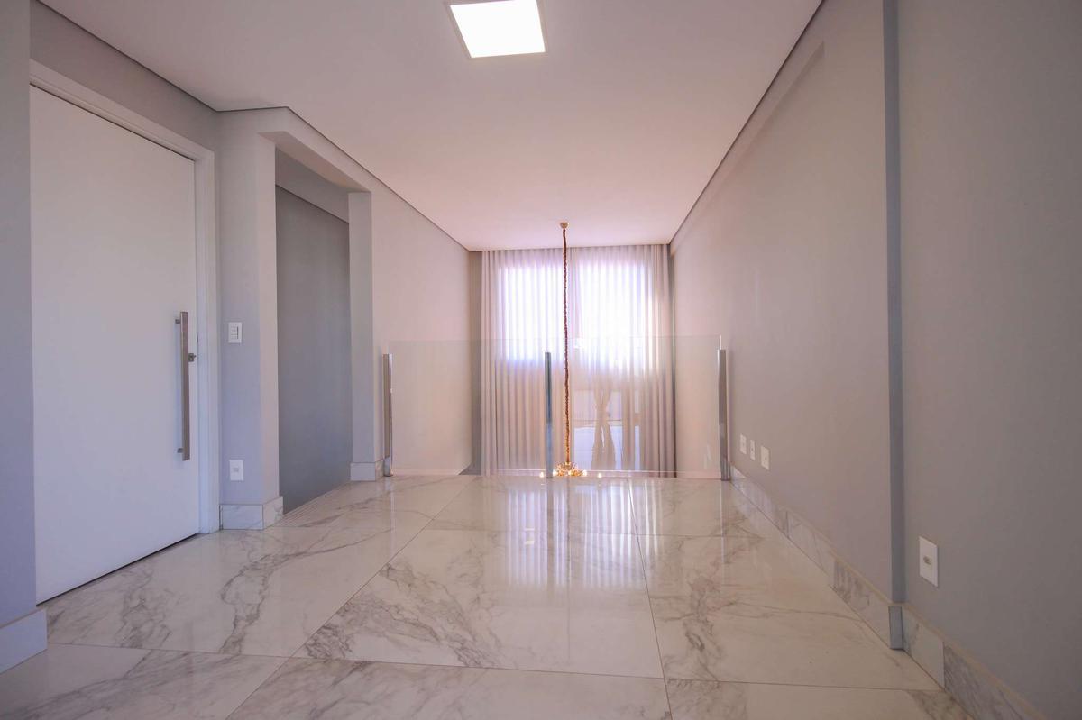 Cobertura, Sagrada Família, 3 Quartos, 4 Vagas, 2 Suítes