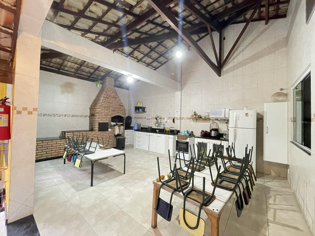 Casa, Sagrada Família, 3 Quartos, 2 Vagas, 2 Suítes