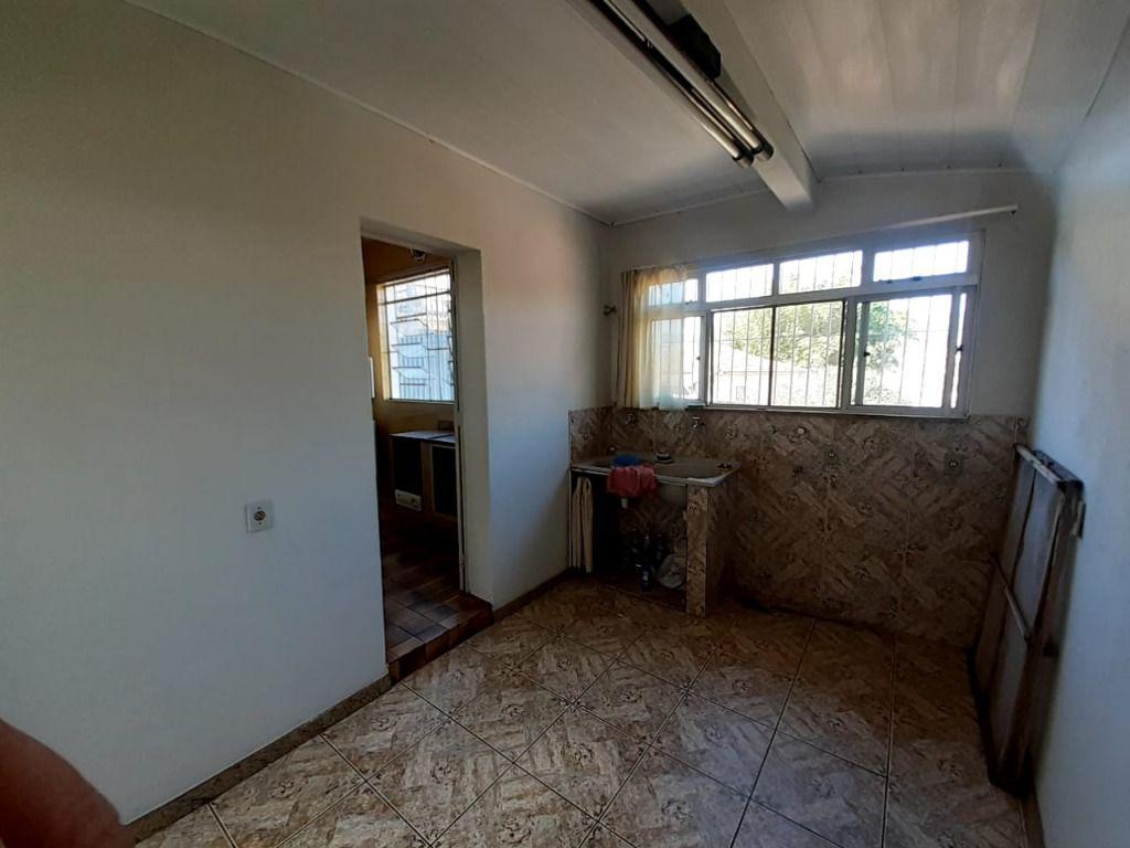 Casa, Centro, 3 Quartos, 3 Vagas, 1 Suíte