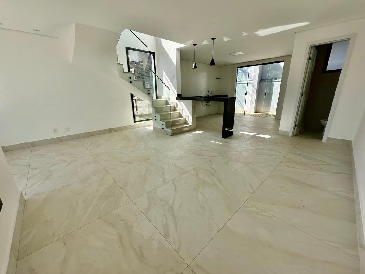 Casa, Planalto, 3 Quartos, 2 Vagas, 1 Suíte