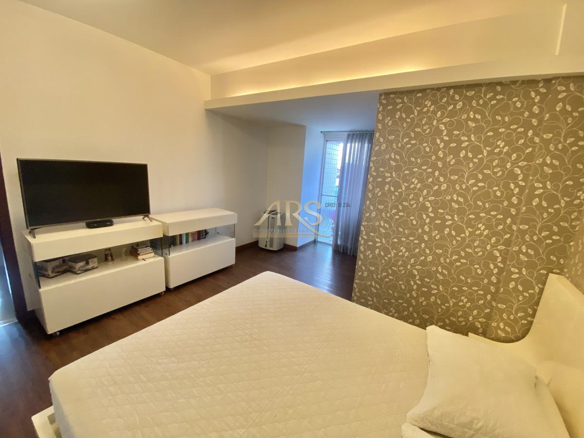 Apartamento, Centro, 4 Quartos, 3 Vagas, 2 Suítes