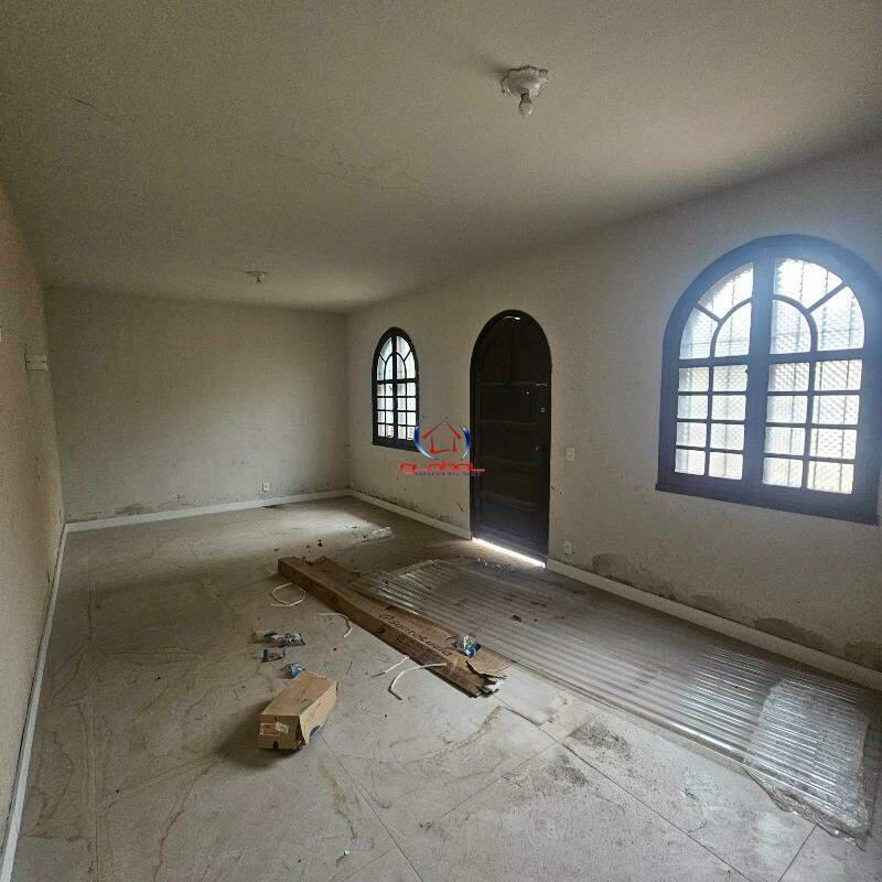 Casa, Ouro Preto, 4 Quartos, 2 Vagas, 1 Suíte