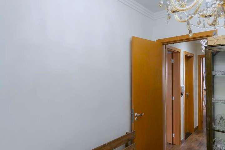 Casa, Santa Efigênia, 3 Quartos, 4 Vagas, 1 Suíte