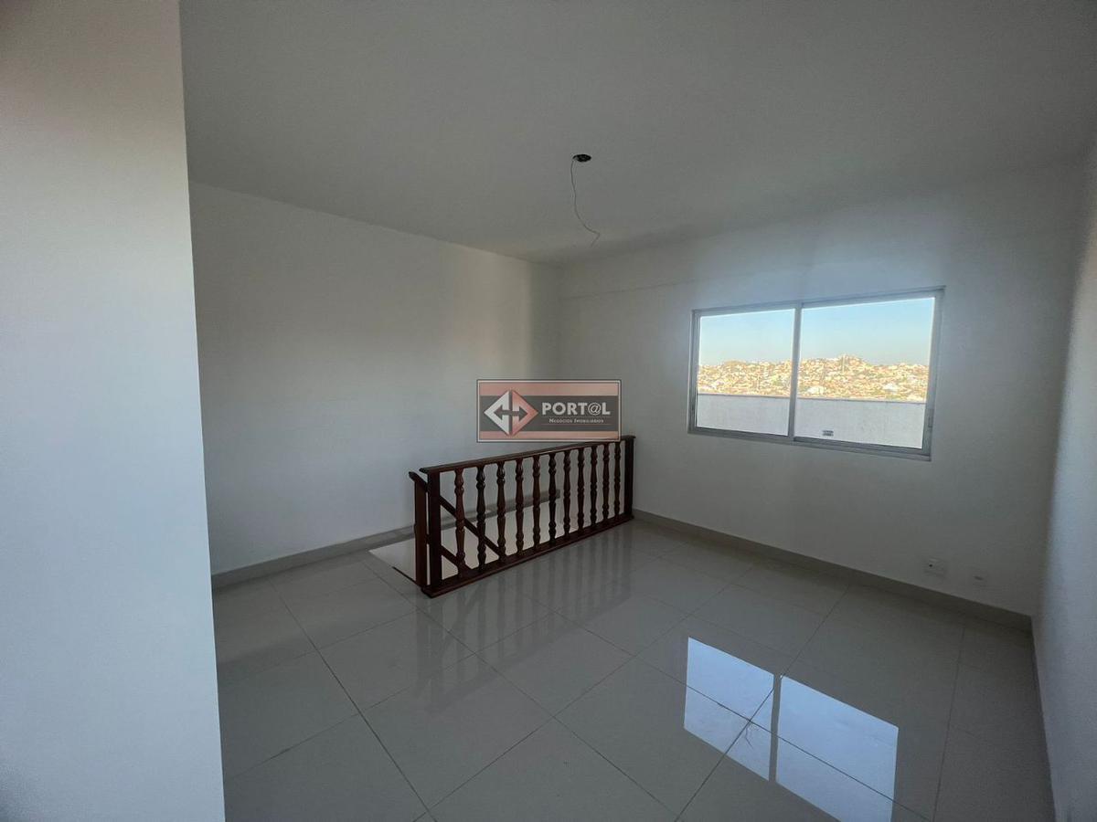 Cobertura, Boa Vista, 4 Quartos, 2 Vagas, 1 Suíte