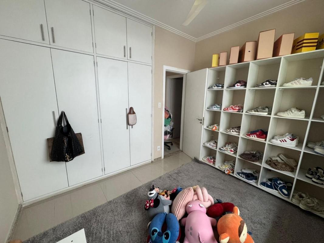 Casa, Planalto, 4 Quartos, 4 Vagas, 1 Suíte