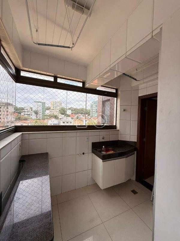 Apartamento, São José, 4 Quartos, 4 Vagas, 3 Suítes
