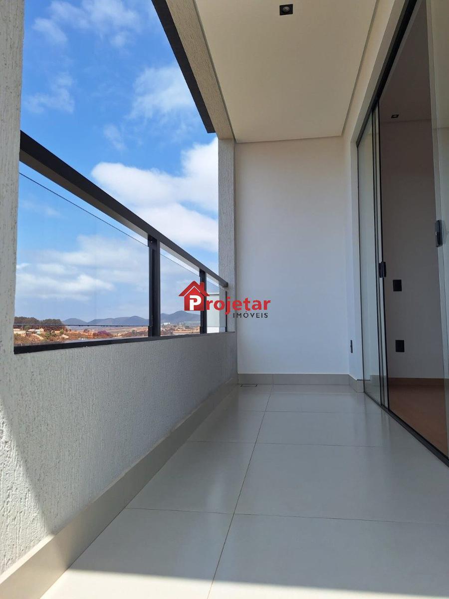Casa, Água Limpa, 4 Quartos, 6 Vagas, 3 Suítes