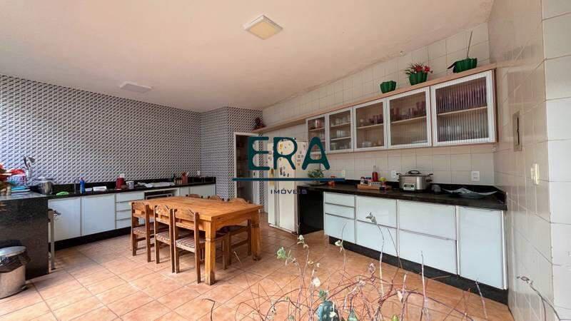 Casa, Santa Lúcia, 4 Quartos, 4 Vagas, 2 Suítes