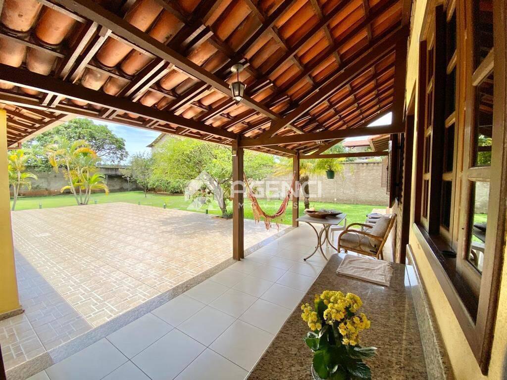 Casa, Bandeirantes (pampulha), 4 Quartos, 0 Vaga, 1 Suíte