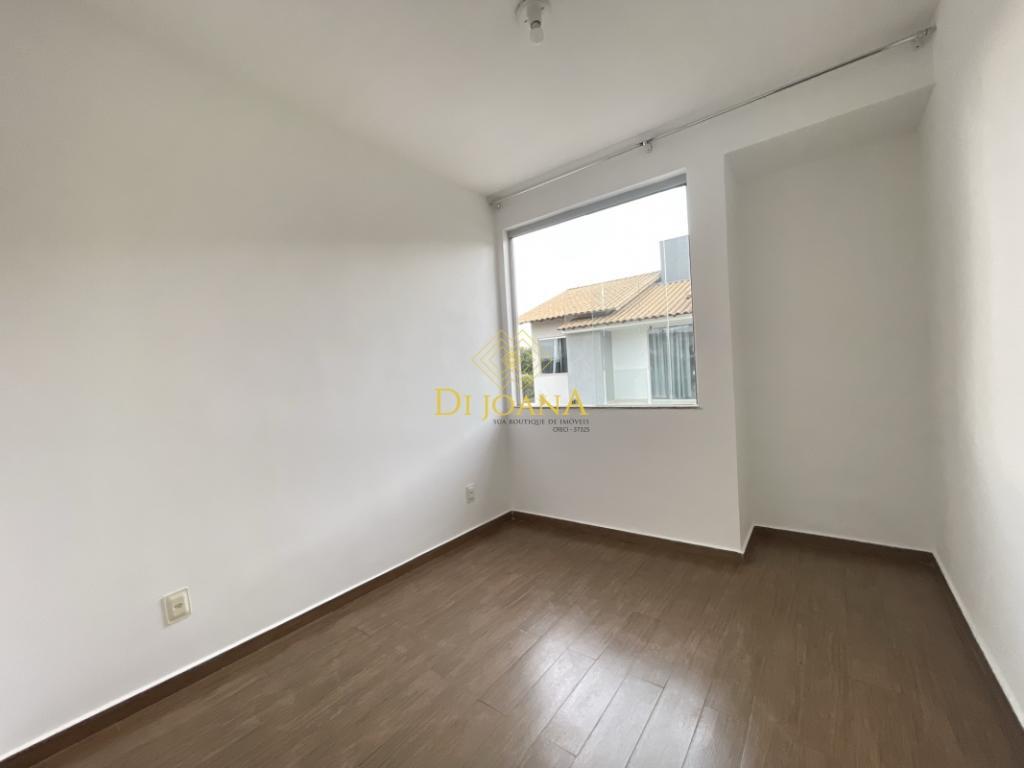 Casa, Bom Retiro, 3 Quartos, 2 Vagas, 2 Suítes