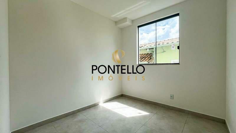 Casa, Candelária, 3 Quartos, 0 Vaga, 1 Suíte