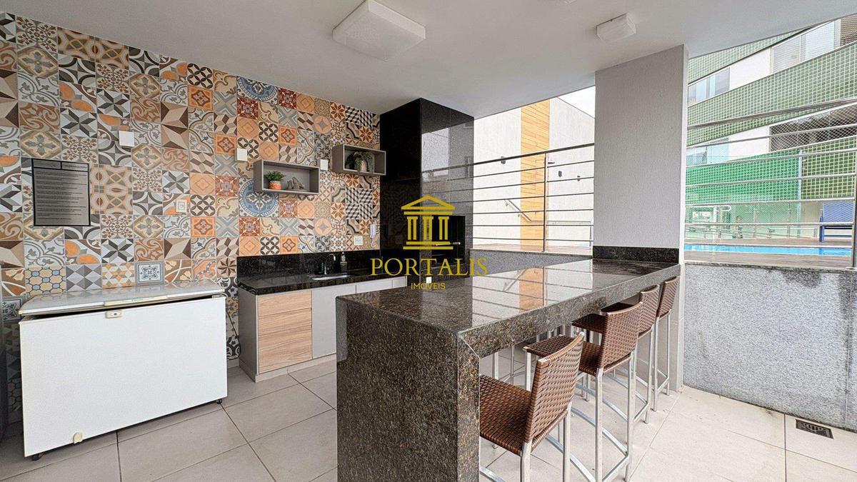 Apartamento, Sagrada Família, 3 Quartos, 2 Vagas, 1 Suíte