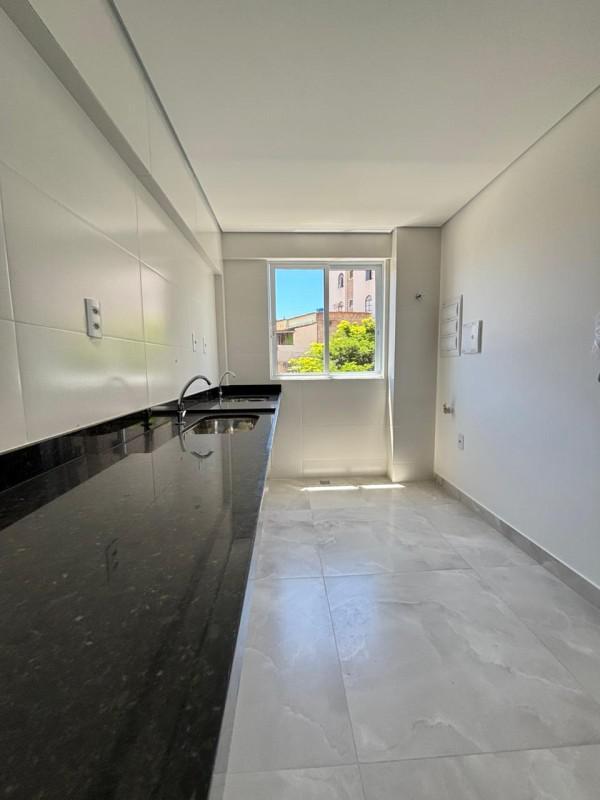 Apartamento, Sagrada Família, 3 Quartos, 2 Vagas, 1 Suíte