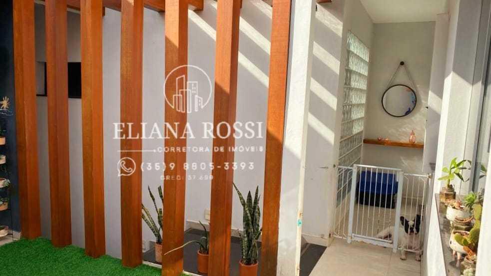 Casa, Jardim dos Pássaros, 2 Quartos, 1 Vaga, 1 Suíte