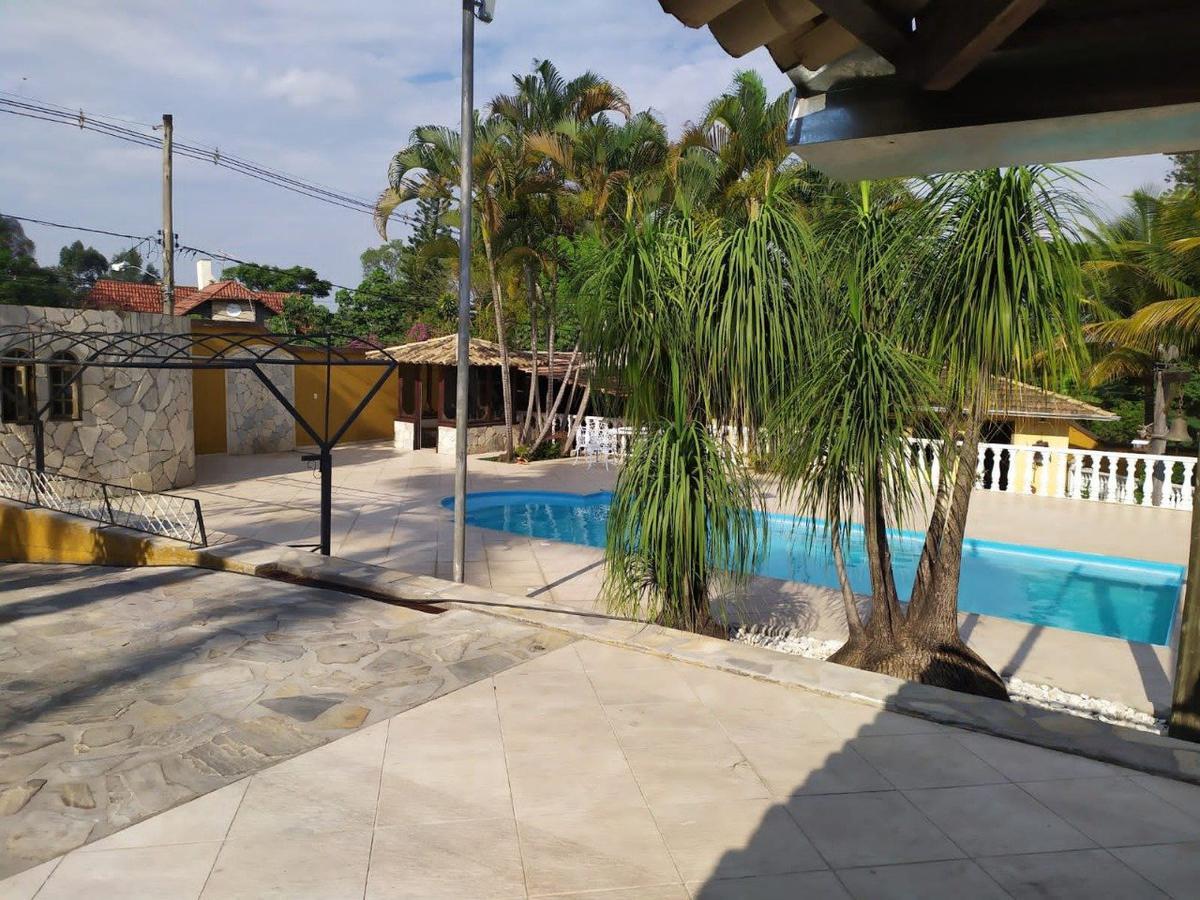 Casa, Trevo, 3 Quartos, 10 Vagas, 1 Suíte