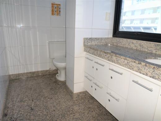 Andar, Estoril, 5 Vagas