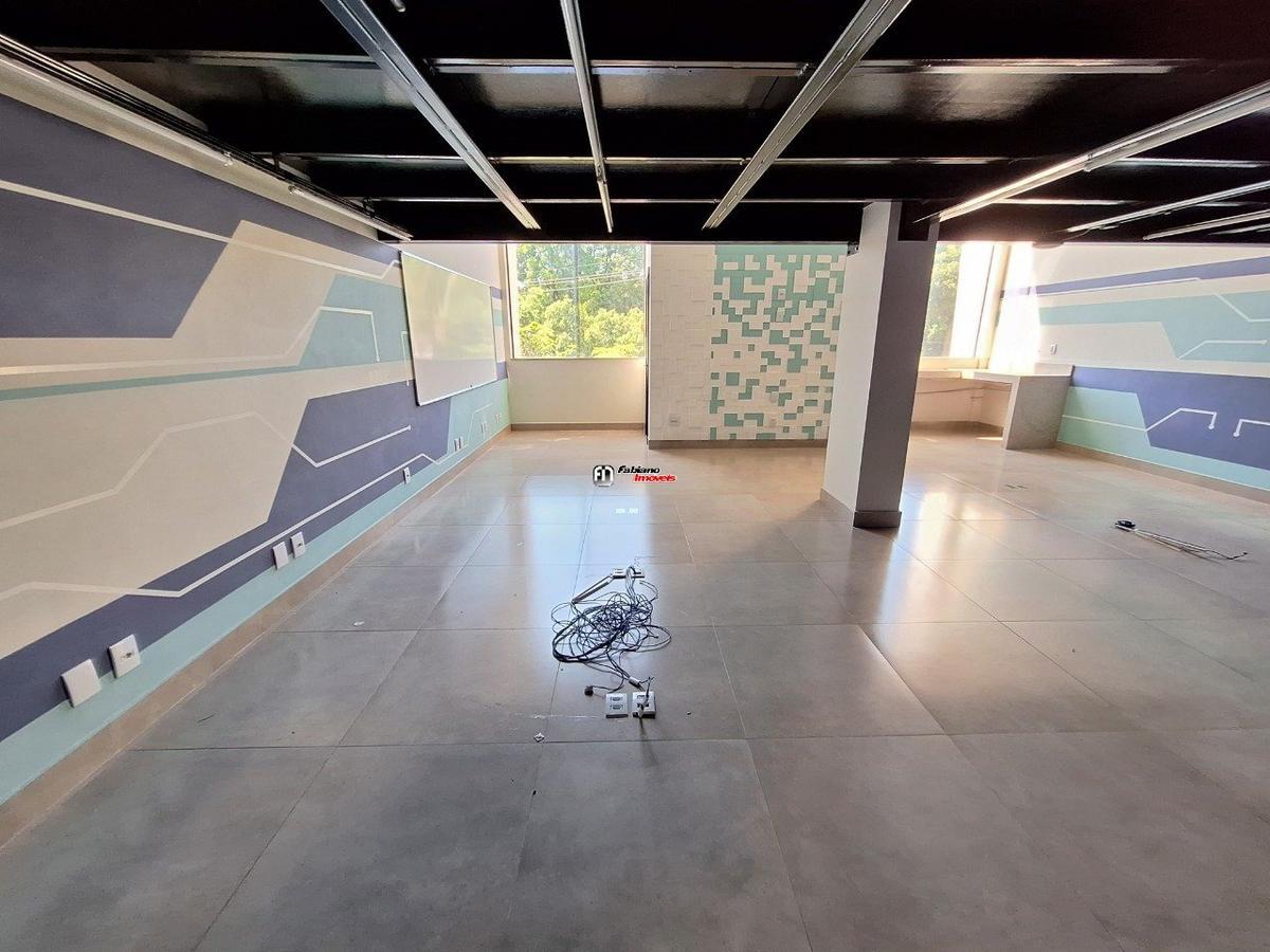 Sala, São José, 0 Quarto, 2 Vagas