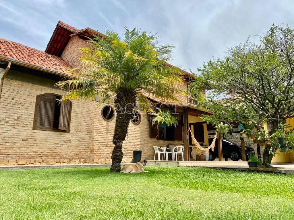 Casa, Bandeirantes (pampulha), 4 Quartos, 0 Vaga, 1 Suíte