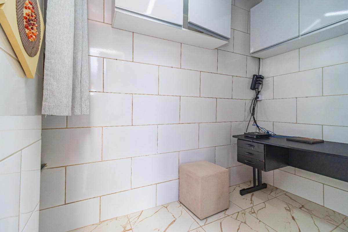 Casa, Itapoã, 4 Quartos, 2 Vagas, 1 Suíte