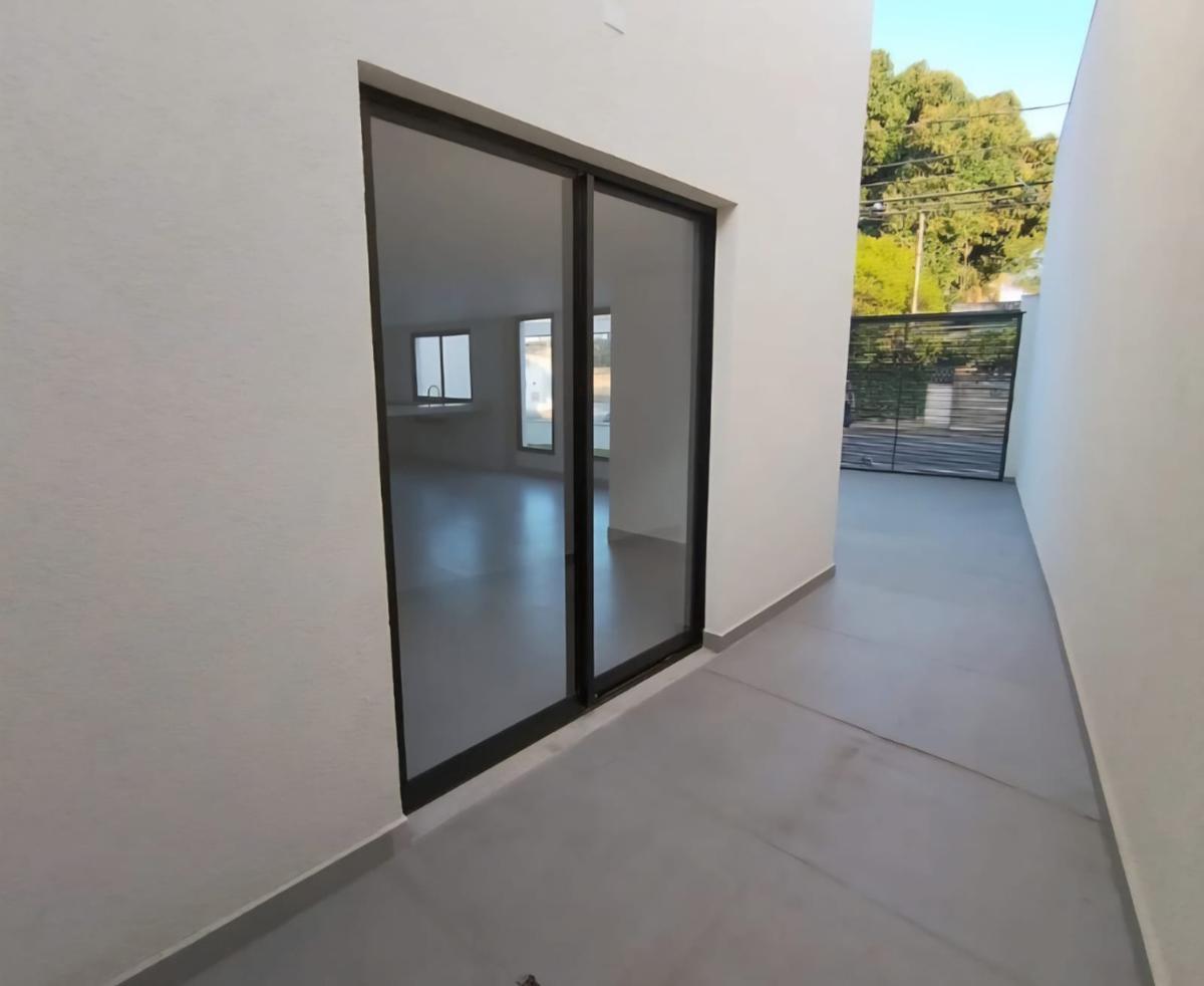 Casa, Planalto, 3 Quartos, 3 Vagas, 1 Suíte