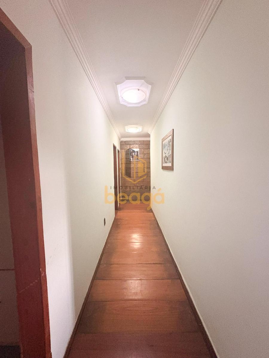 Casa, Camargos, 3 Quartos, 4 Vagas, 2 Suítes