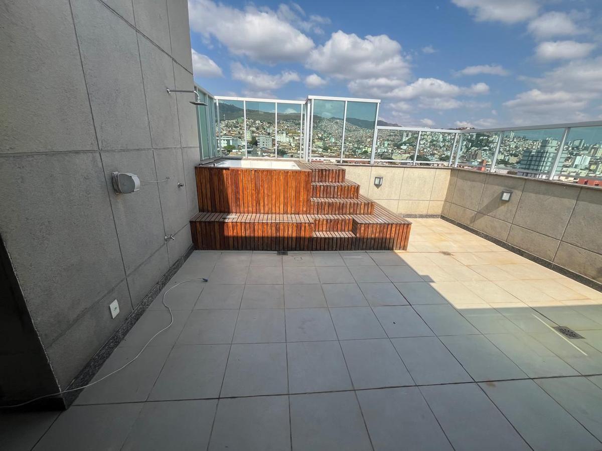 Cobertura, Santa Efigênia, 2 Quartos, 2 Vagas, 1 Suíte