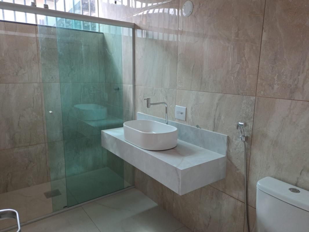 Casa, Serrano, 3 Quartos, 2 Vagas, 1 Suíte