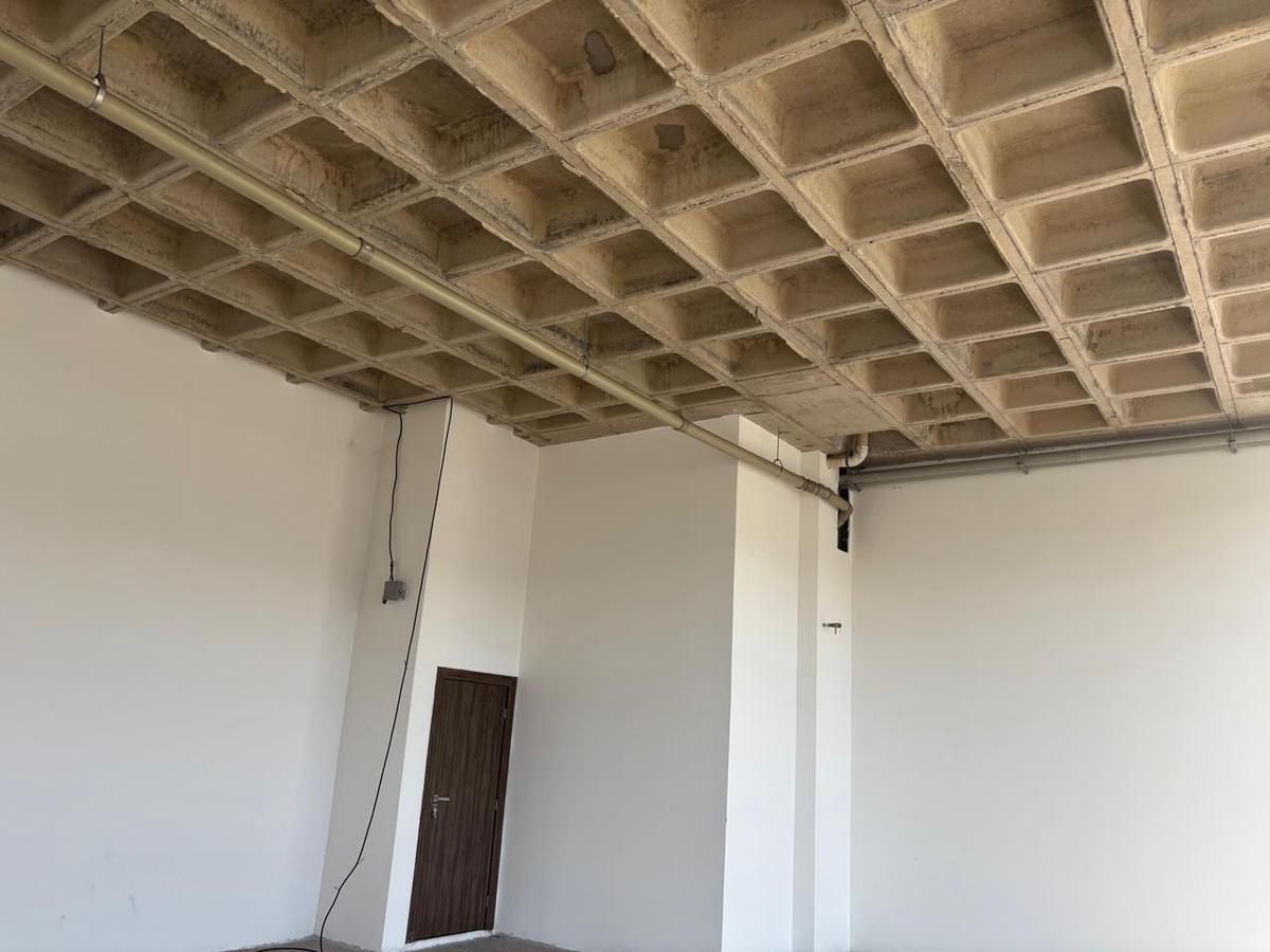 Sala, Estoril, 0 Quarto, 0 Vaga