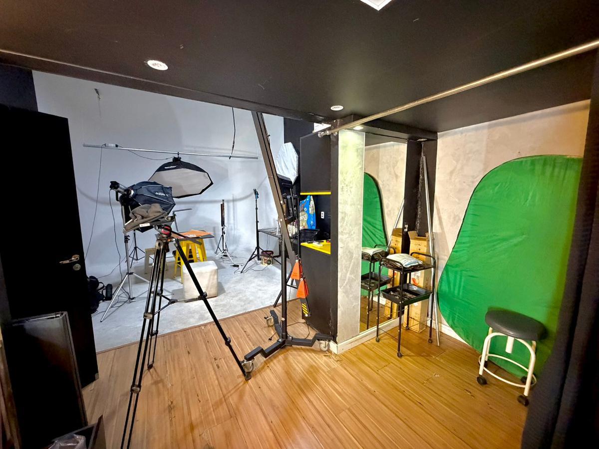 Sala, São José, 0 Quarto, 2 Vagas