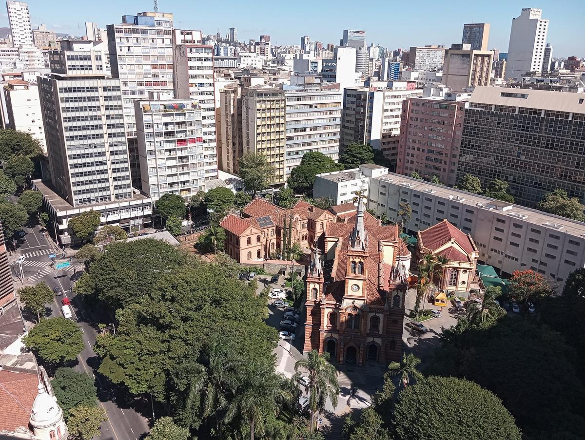 Sala, Centro